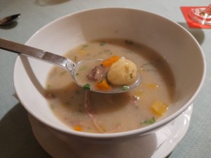 Gansleinmachsuppe - ausgezeichnet 6,--