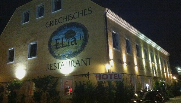 Handyfotos... na ja, nicht so berauschend. Aber das Lokal ist toll ! - Hotel Restaurant Elia - Guntramsdorf