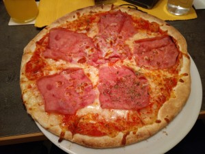 Pizza Prosciutto - Pizzarei - Großarl