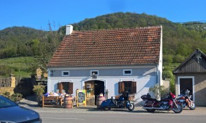 .....nein das ist keine Harley Werbung.....:-) - Pulker's Heuriger - Rührsdorf