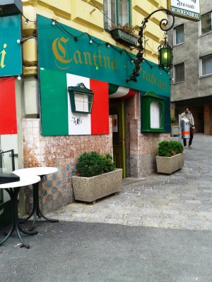 Frascati - Cantina-Eingang - Pizzeria Frascati - Wien