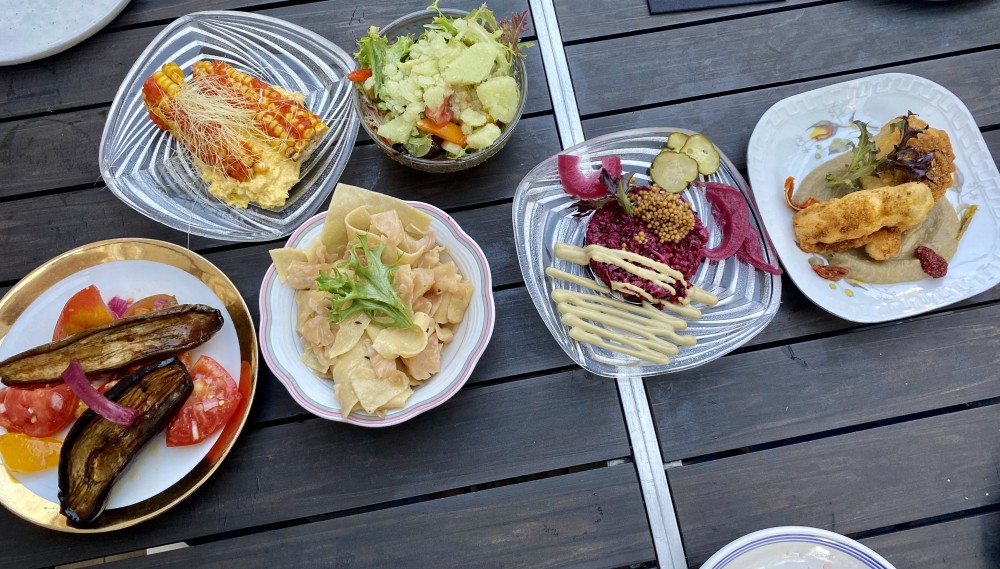 „Tapas“ - Hauptgerichte - toll gekocht und wunderschön anzusehen - Wildling Foods - Wien