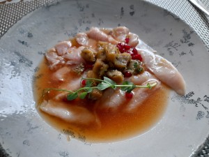 Sashimi vom Seesaibling (Gut Dornau)/ Yuzu/ Sesamöl / Sojasauce / ... - Stockerwirt - Sulz im Wienerwald