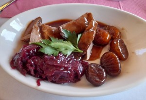 Hirschrücken, Maroni, Rotkraut - Amon´s Delicious Catering - Wien