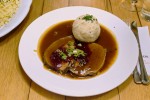 Schwarze Kuchl - Rindsbraten in Burgundersauce als Tagesmenü - wunderbart ... - Schwarze Kuchl - Krems an der Donau