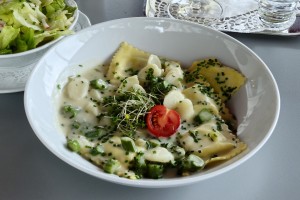 Dommayer - Spargelravioli in Schnittlauchbutter- war wirklich köstlich - Dommayer - Wien