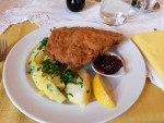 Cordon bleu, Petersilerdäpfel - Landhof Steinbäck - St.Stefan