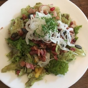 Grazer Häuptlsalat mit Speck. - Hotel Restaurant zur alten Post - Leibnitz