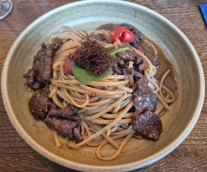 Linguine ubriache 17,90
 mit Rotwein und Rinderfiletstreifen - daAurora - Bad Vöslau