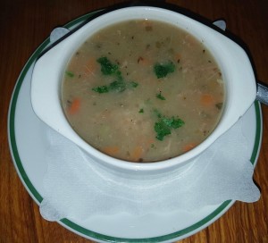 Geflügeleinmachsuppe mit Bröselknödel u. Karotten - Heuriger Windisch - Wien