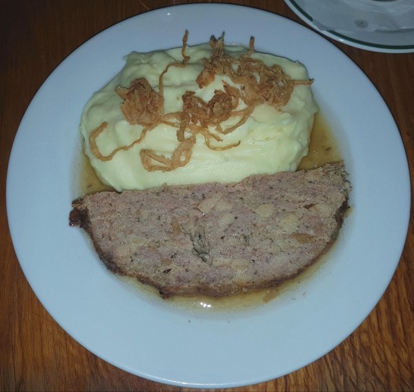 Faschierter Braten mit Pürree - Heuriger Windisch - Wien