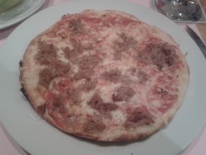 Kleine Pizza Tonno - Pizzeria Catharina - Graz
