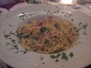 Spaghetti alla Carbonara um 7,70. - Oliva Verde - Wien