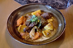 Das Chadim - Irish Stew (aus Lamm) - erstmals genossen - gute Erfahrung - Das Chadim - Wien