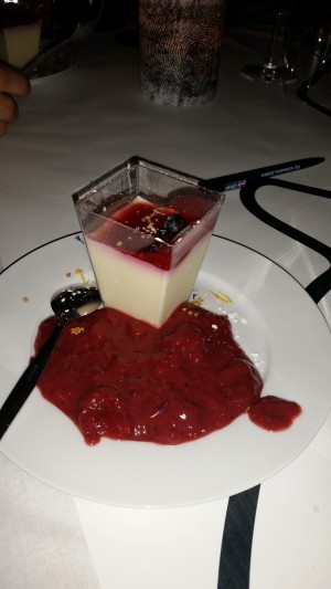 Panna Cotta - Bettfedernfabrik Oberwaltersdorf Kultur-und Eventcenter - Oberwaltersdorf