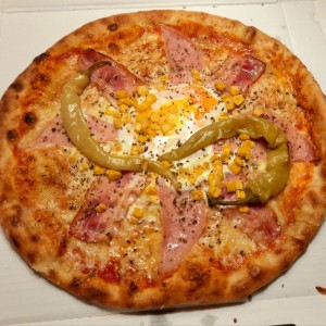 Provenciale mit Ei - Pizzeria Alfonso - Alland