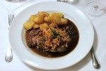 Meixner's Gastwirtschaft - Zwiebelrostbraten - rosa gebraten- Spitze auch ... - Meixner's Gastwirtschaft - Wien