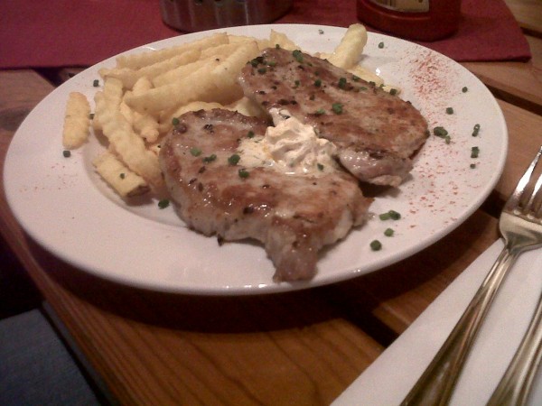 Schweinekoteletts - Hubert's Taverne - Wien