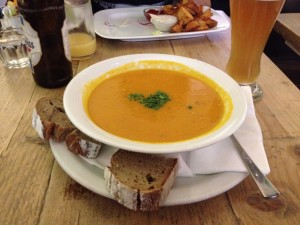 Ingwer-Karottensuppe - Kantine - Wien