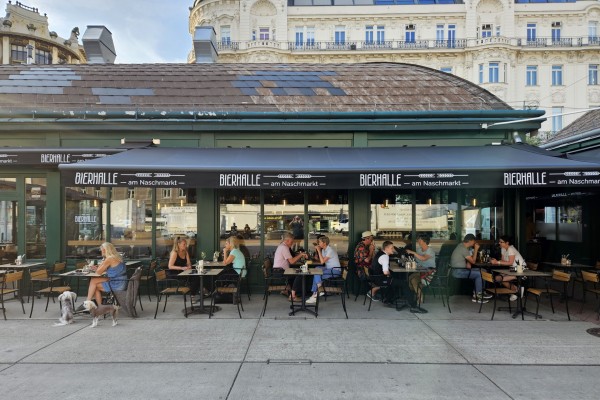 Bierhalle am Naschmarkt - von der Seite - Bierhalle am Naschmarkt - Wien