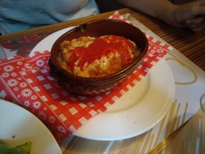 Lasagne con Mozzarella e Sugo di pomodoro al forno - Pizzeria Modena - Wien
