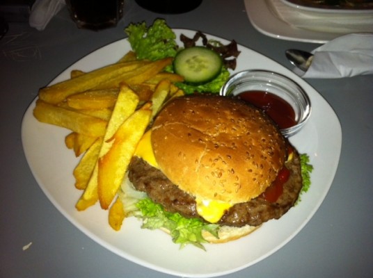 Manhatten Burger - Sly & Arny - Wien