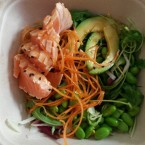 Salmon Tataki Salad (Lachs, Avocado, Green Leafs, Edamame, jap. Balsamico ... - IKO - Wien
