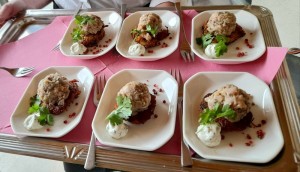 Matjes Tartar auf Puffer - Amon´s Delicious Catering - Wien