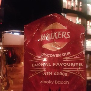Starabrno Bier + Walkers Chips - Johnnys - Wien