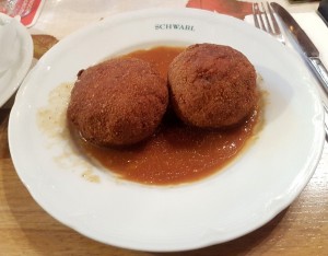 Fleischlaibchen - Restaurant Schwabl - Wien