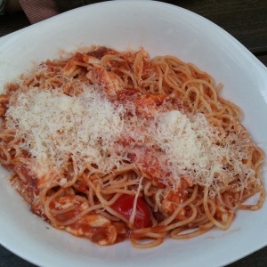 Spaghetti mit Mozzarella und Kirschtomaten - Vapiano Praterstraße - Wien
