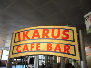 Ikarus Bar - Schwechat
