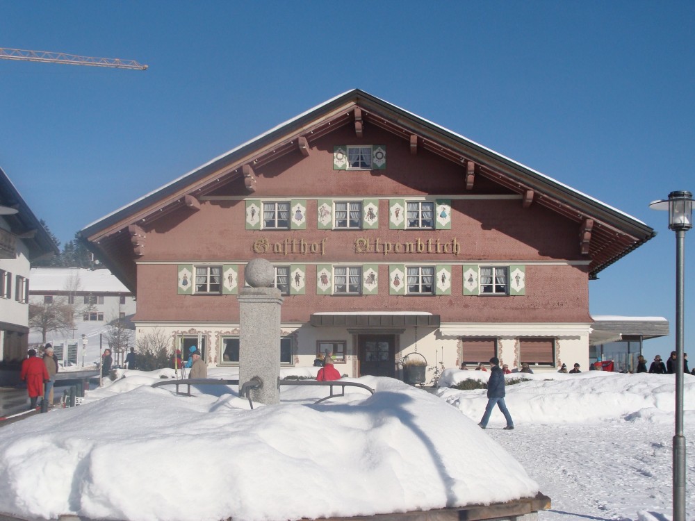 Das erste Haus am Platz! - Gasthof Alpenblick - Sulzberg