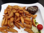 Tender Loin Steak 150g mit spicy potatoes - Harley Davidson - Clocktower American Bar & Grill - Graz