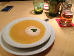 Karotten-Ingwer-Suppe - Gasthaus Ambichl - St. Georgen am Steinfelde