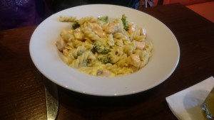 Fussili con salmone e broccoletti