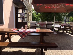 Ambiente auf der Terrasse - Bierwerk - Groß-Enzersdorf