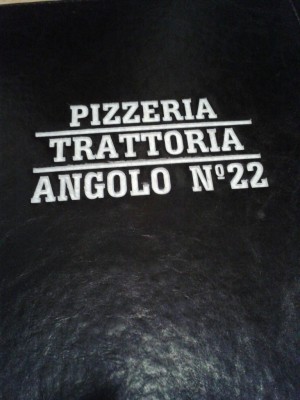 Pizzeria Angolo 22 - Ledergebundene Speisekarte