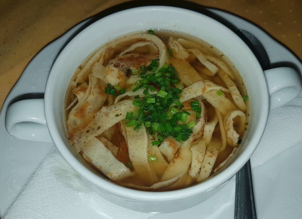 Frittatensuppe - Gasthaus Zum Kleinen Semmering - Hafnerberg