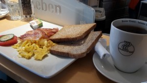 Bacon & Eggs - blueorange - Wien