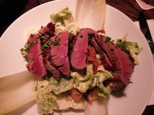 Cesar Salad mit Steakstreifen