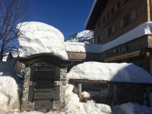 Angeblich ist der Backofen noch in Verwendung… ich hab’s noch nie erlebt - Café Gotthard Lech - Lech