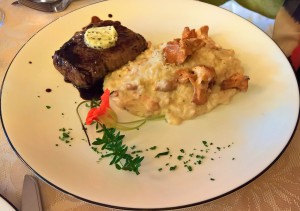 kleines Filet samt Schwammerlrisotto - s'Achtele - Lech am Arlberg