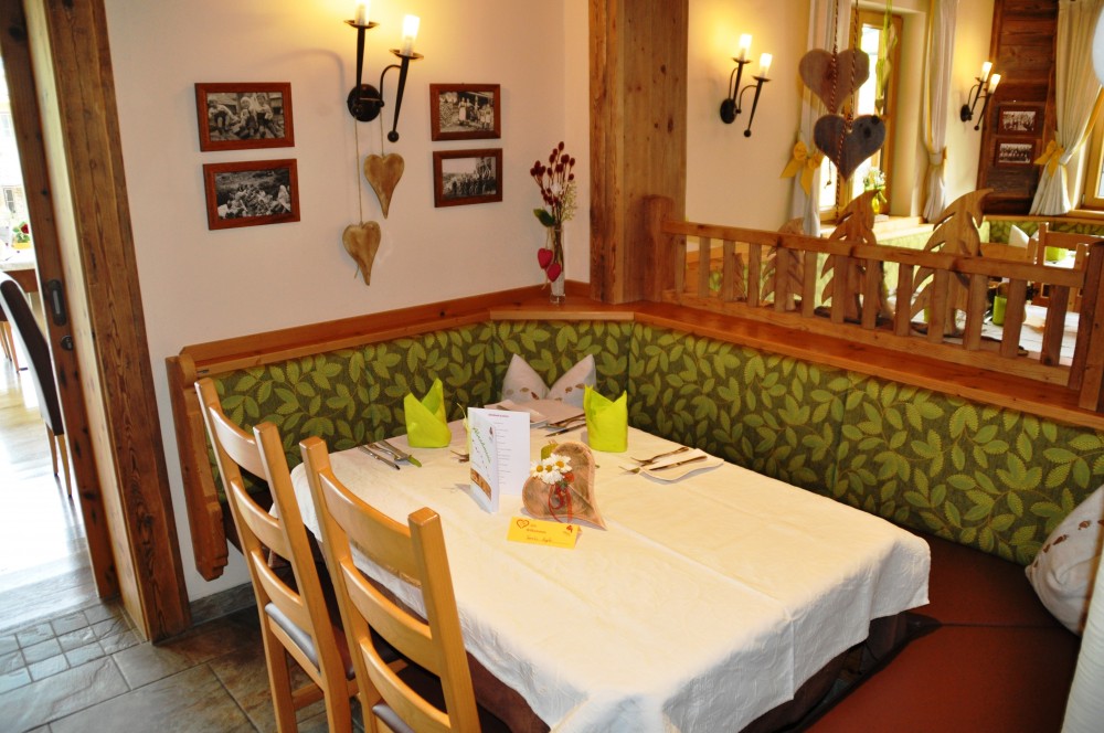 Gaststube - Restaurant Hotel Grizzly - Sankt Margarethen / Lungau