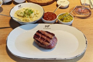 El Gaucho - Filet 150g mit genialer Trüffelgnocchi Beilage - für mich ... - El Gaucho - Wien