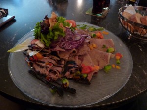 Steirischer Rindfleischsalat mit (wenig) Kernöl und (würfeligen) ... - Gästehaus Brugger - Lauterach