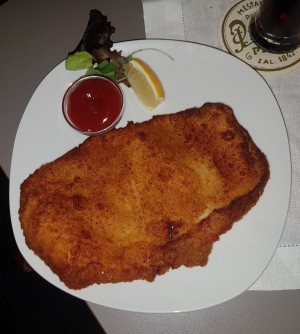 Wiener Schnitzel vom Schwein - Mozart's - Wien