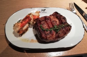 400g Rib Eye Steak, dazu extra 2 Garnelen