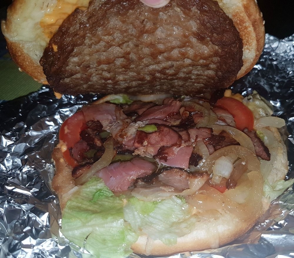 Chicago Burger innen - La Margherita - Wien