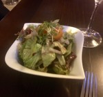 Gemischter Salat, tadellos mariniert - Huber´s essen & trinken - Wien